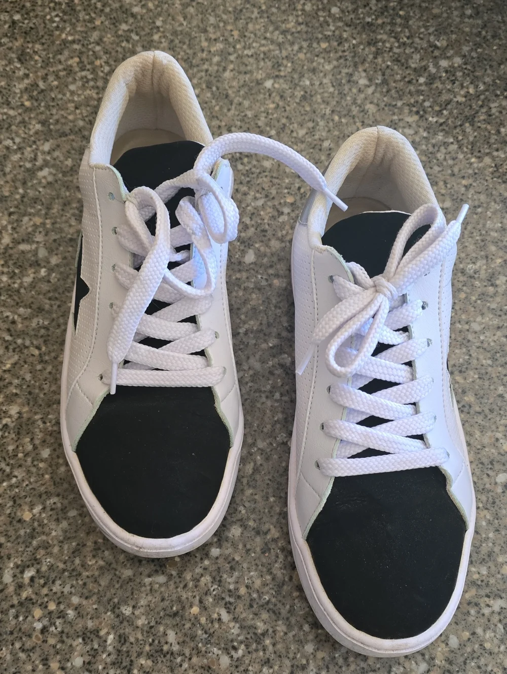Women's Casual White Sneakers with Black Toe Cap